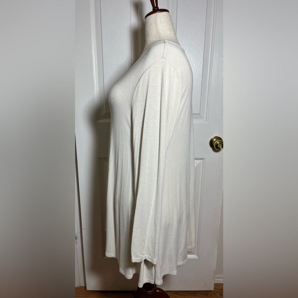 Lane Bryant Ivory Micro-Striped Swing Tunic Top โ Long Sleeve - Picture 3 of 11